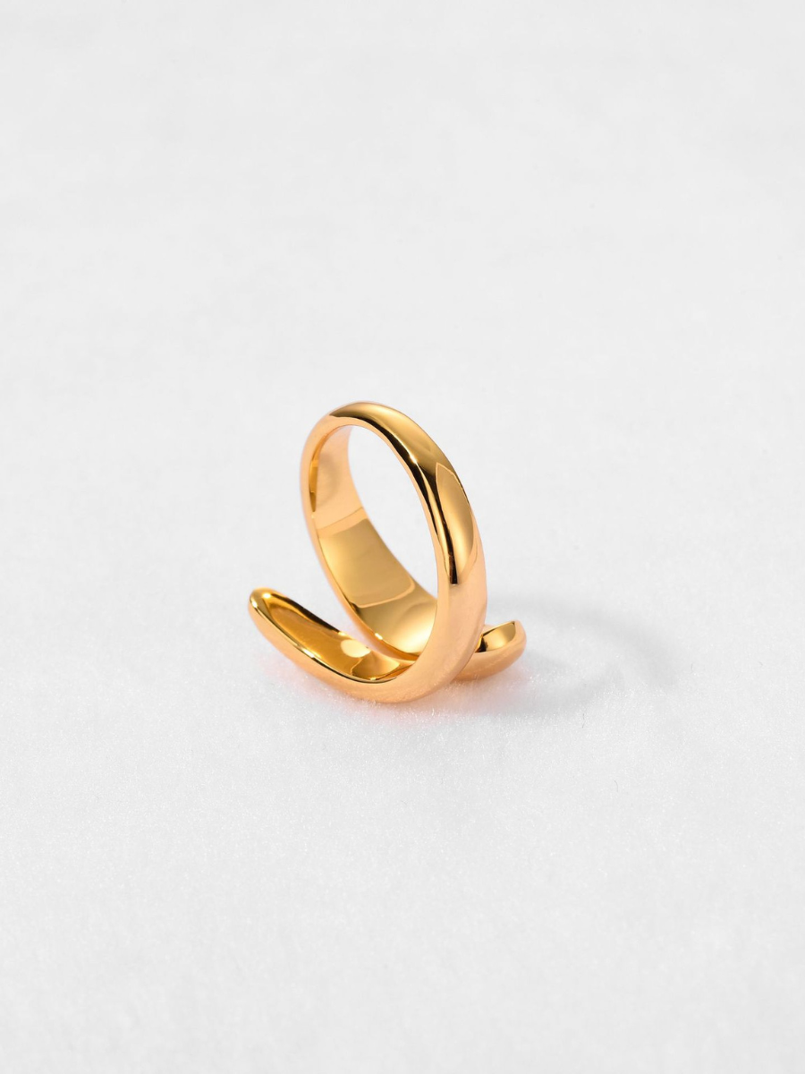 CAROLA RING